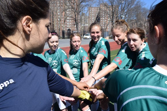 003 160409 rocks women CPR 002