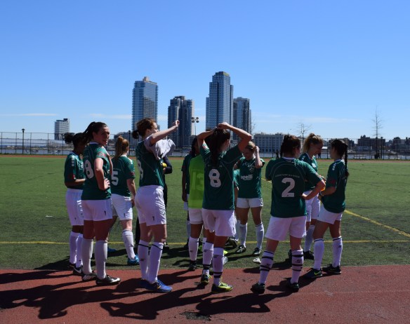 004 160409 rocks women CPR 005